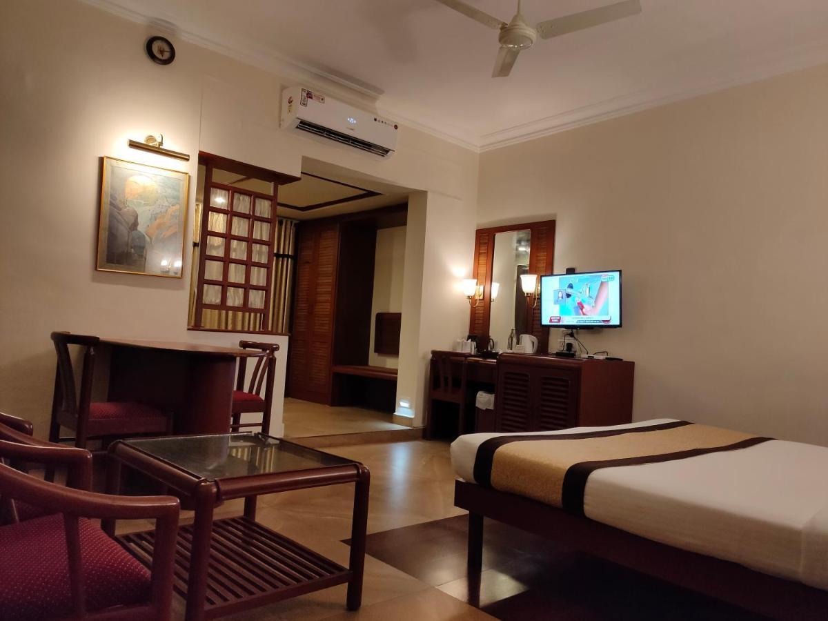 Yuvarani Residency Коччи Экстерьер фото