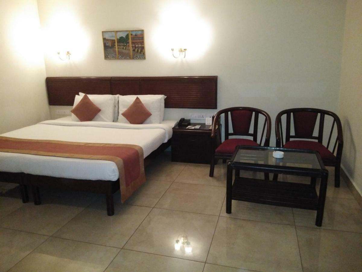 Yuvarani Residency Коччи Экстерьер фото