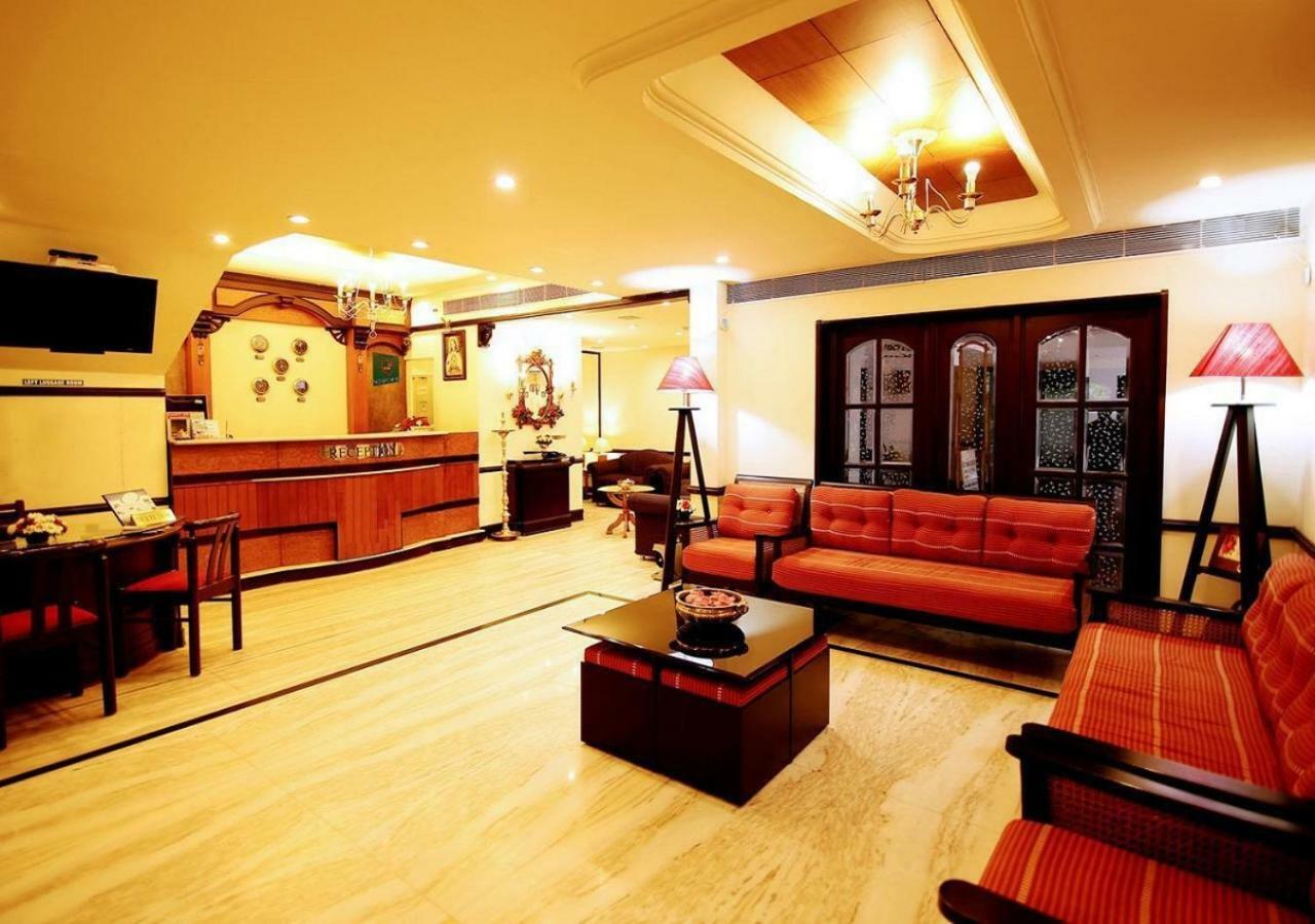 Yuvarani Residency Коччи Экстерьер фото