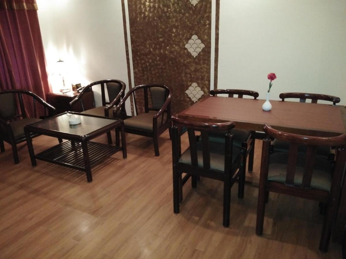 Yuvarani Residency Коччи Экстерьер фото